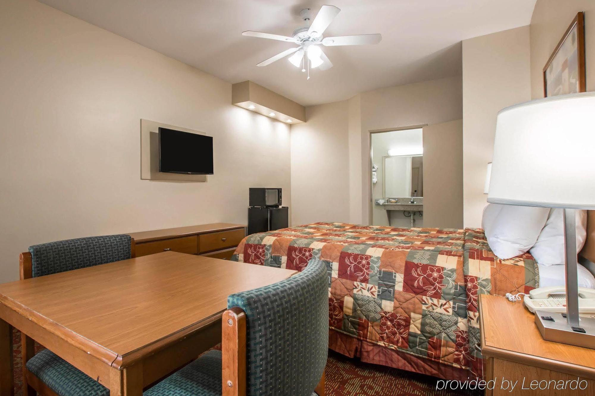 Rodeway Inn Encinitas North Екстер'єр фото